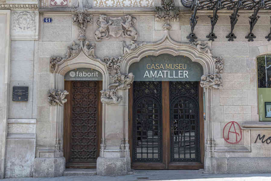 Barcelona - casa Atmaller 3.jpg